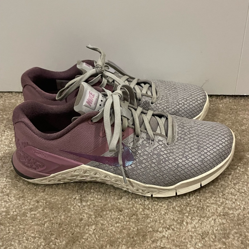 Purple & Silver Grey Nike Metcon Lifting Shoes
